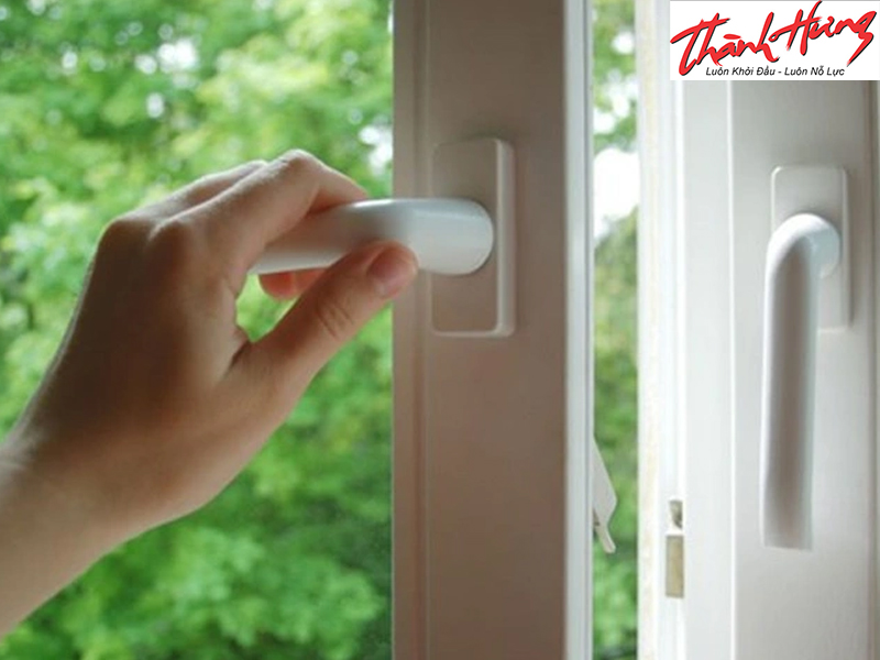 Đóng kín cửa là cách làm mát phòng hiệu quả Đóng kín cửa là cách làm mát phòng hiệu quả