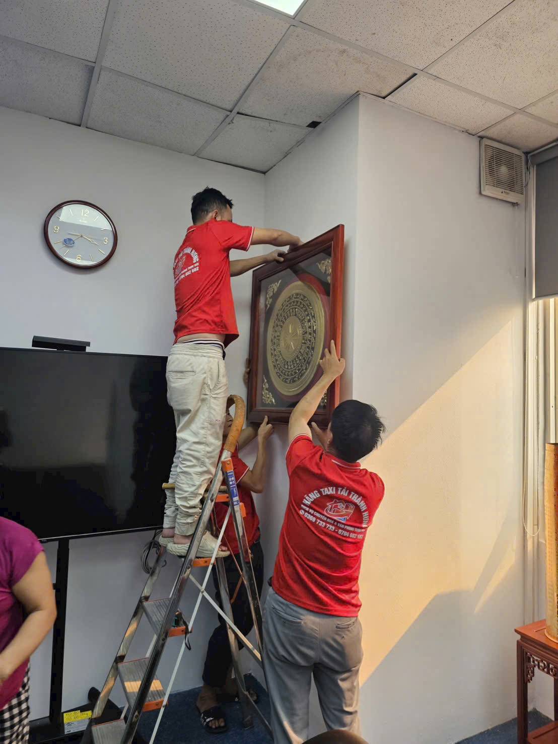 dịch vụ chuyển văn phòng trọn gói Thành Hưng