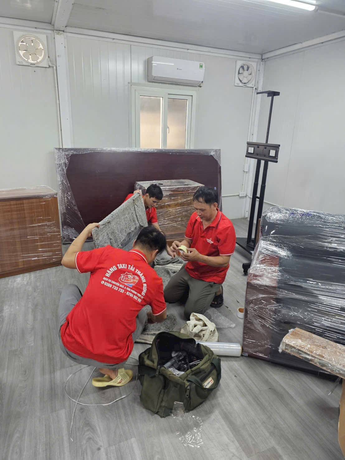 Những khó khăn khi tự chuyển văn phòng trọn gói