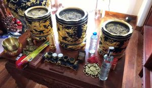 Khi nào nên thay hoặc bỏ bát hương cũ